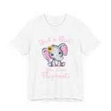 Just a Girl Who Loves Elephants -  Unisex T-Shirt